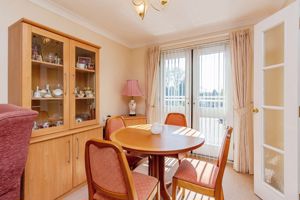DINING AREA- click for photo gallery